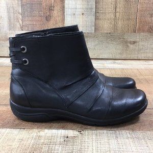 clarks black boots